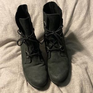 Black Sorel Wedge Boots